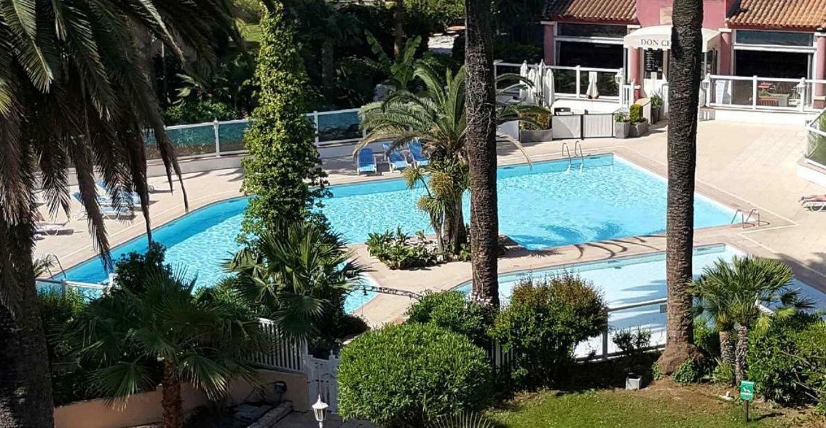 Appartement T2 De Standing Au Pied Des Plages Golfe-Juan Exterior photo